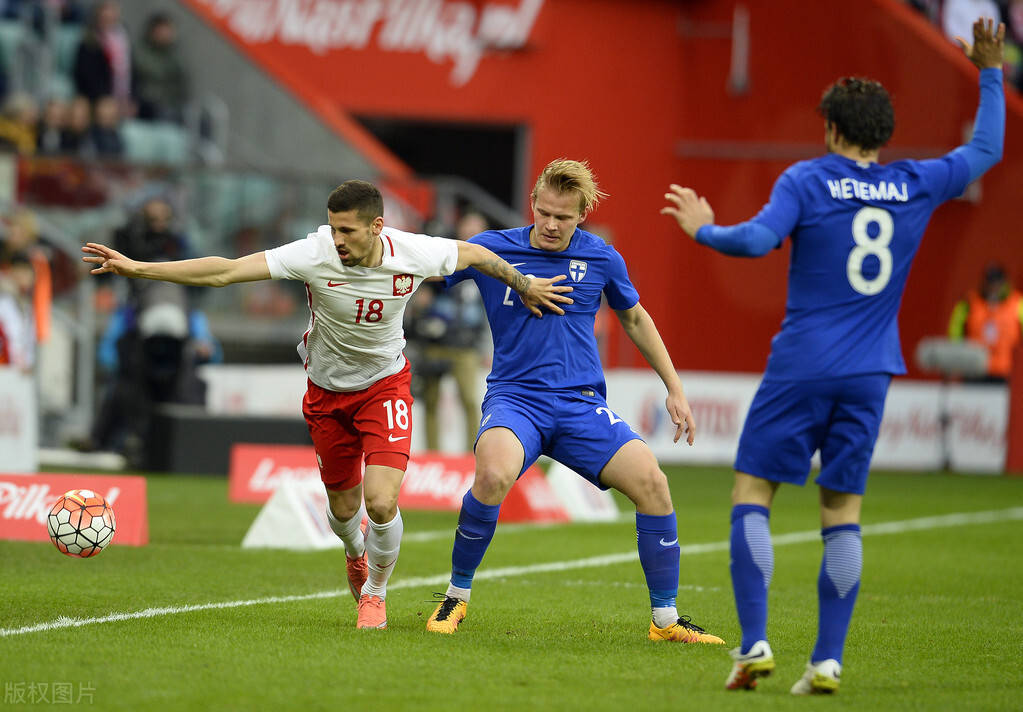 奥地利队主场平波黑险胜晋级的简单介绍