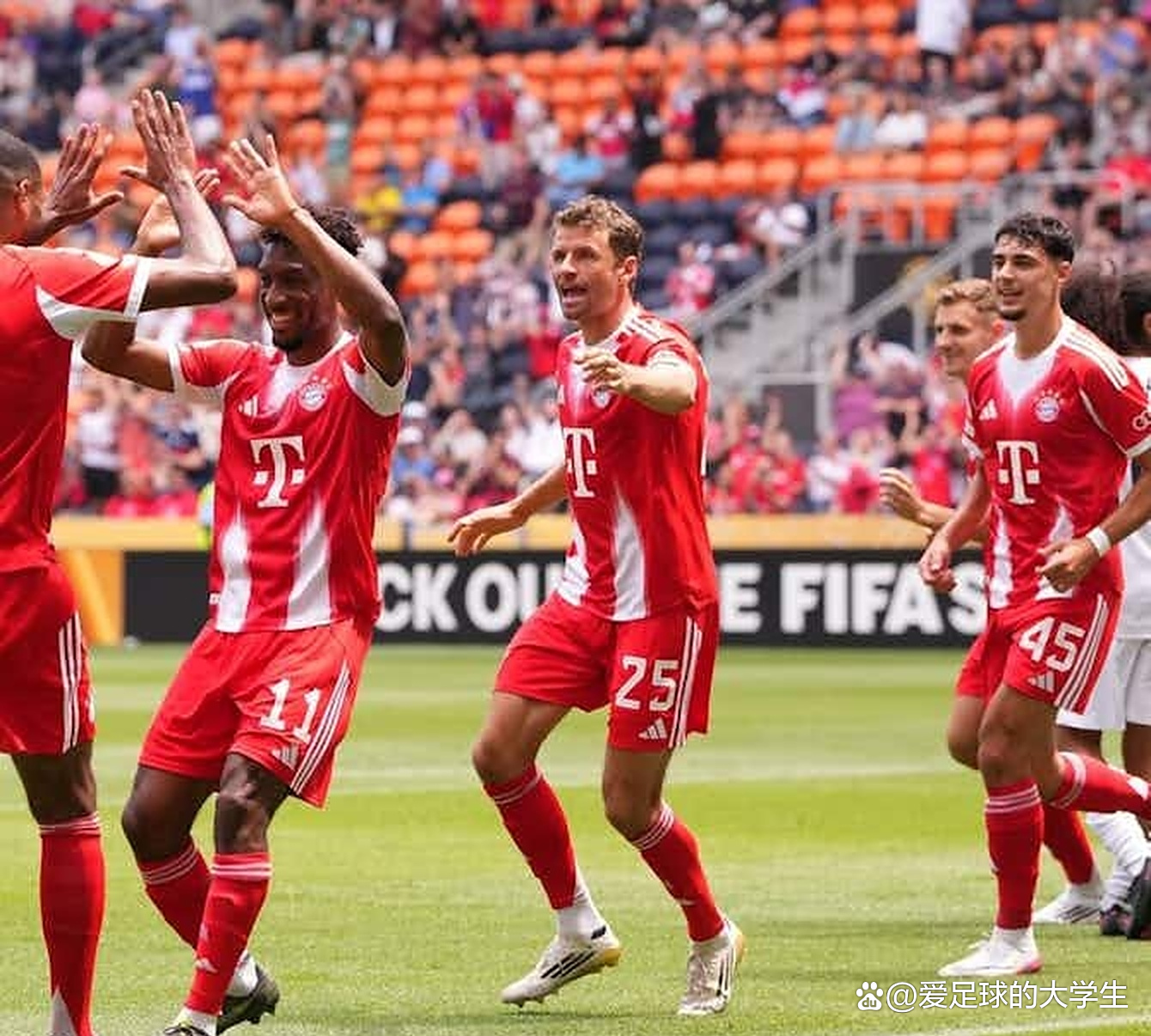 阿贾克斯战平切尔西，双方互有胜负