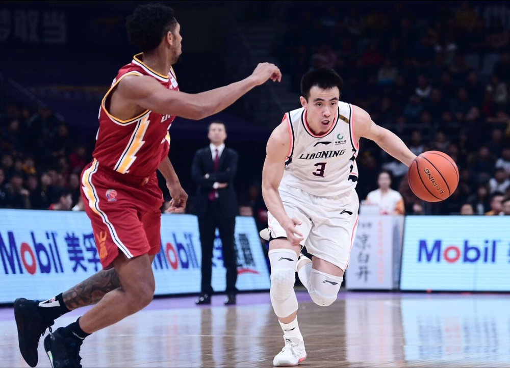 广州队翻盘山西队，赵继伟带队取胜