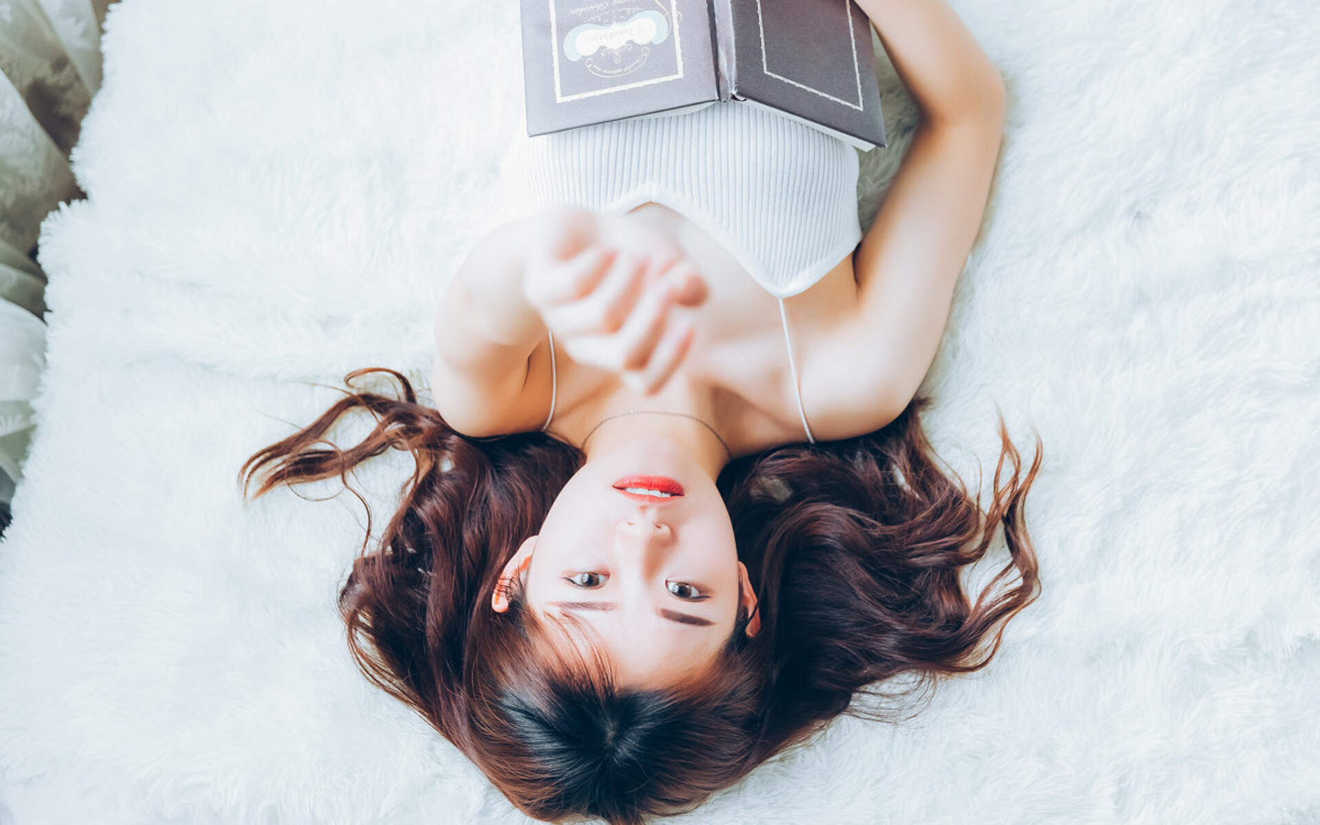 篮下之战与绿茵之魂，跨界的稳定法则