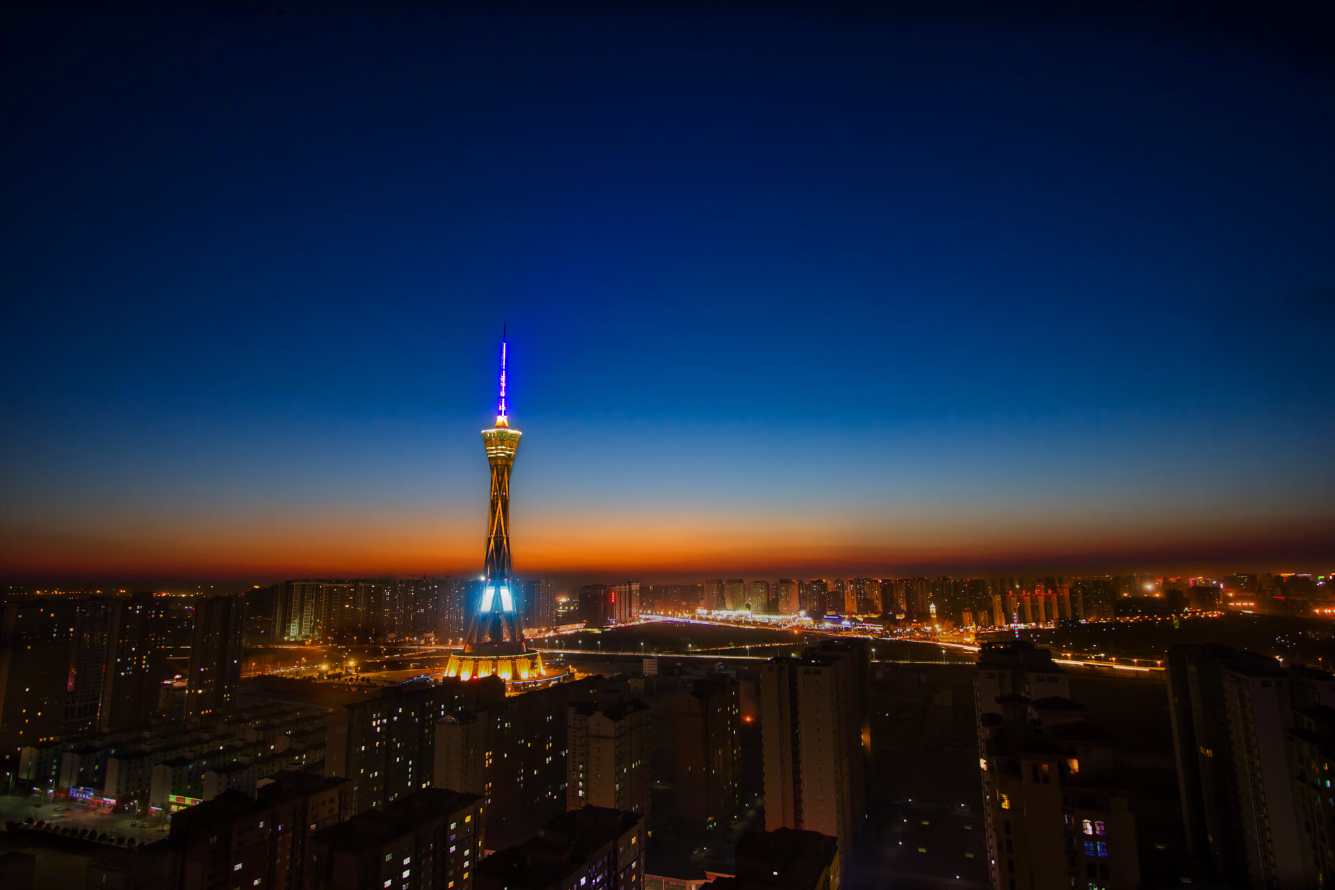 2026世界杯冰与火之歌，匈牙利铁骑踏破罗马尼亚，哈兰德独舞点亮豪门之夜